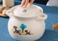 新买的砂锅如何开