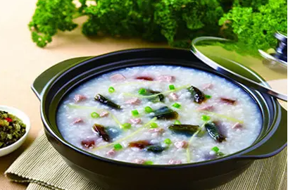 砂锅炖粥
