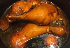 砂锅豉油鸡腿制作