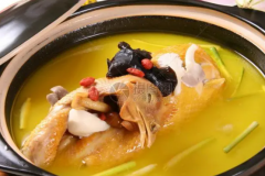 砂锅母鸡汤原料及