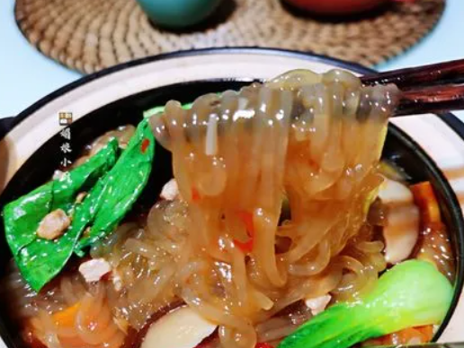 砂锅薯粉丝