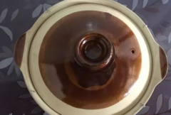 普通的砂锅用铁丝