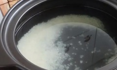 砂锅开锅煮水正确