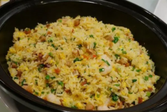 砂锅焖炒饭怎么做