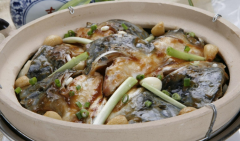 广式砂锅鱼头怎么做需要哪些步骤呢
