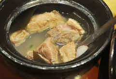 海带排骨砂锅制作流程及所准备食材